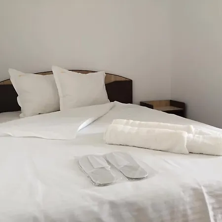 Casa Naty Vama Veche